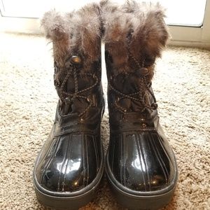 Black Aldo Snowboots